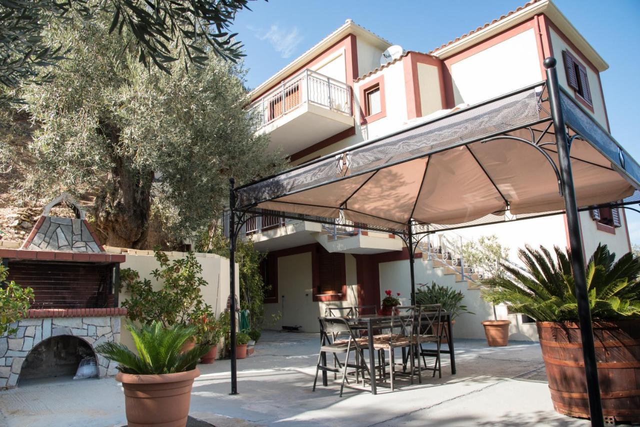 Gallis Villa Pefkias 외부 사진