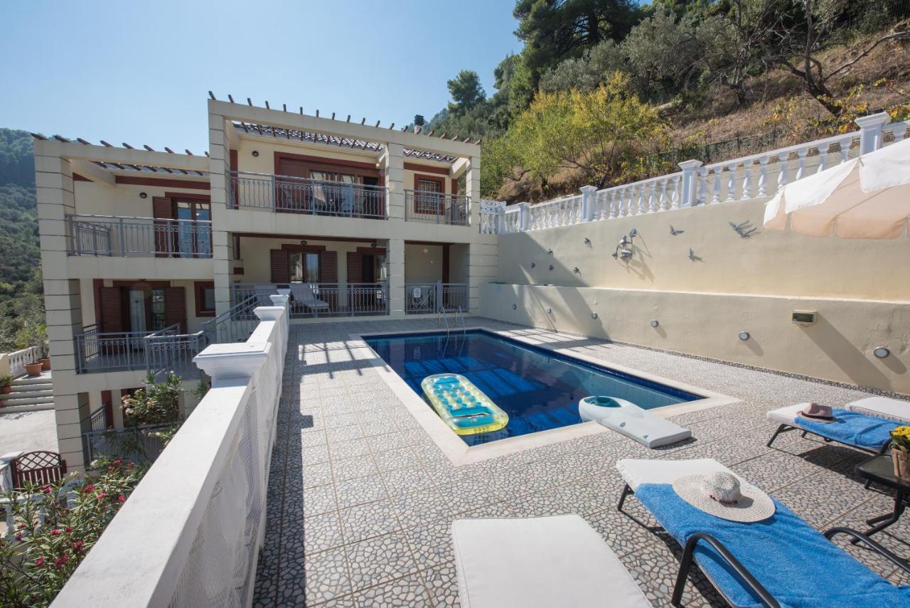Gallis Villa Pefkias 외부 사진